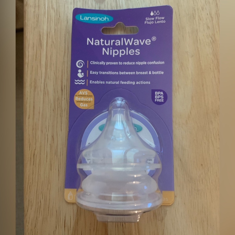 Lansinoh Baby bottle natural wave slow flow nipples anti colic 2 pack